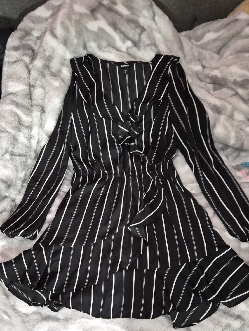 Express Black & White Striped Long-Sleeve Wrap Dress Size Small